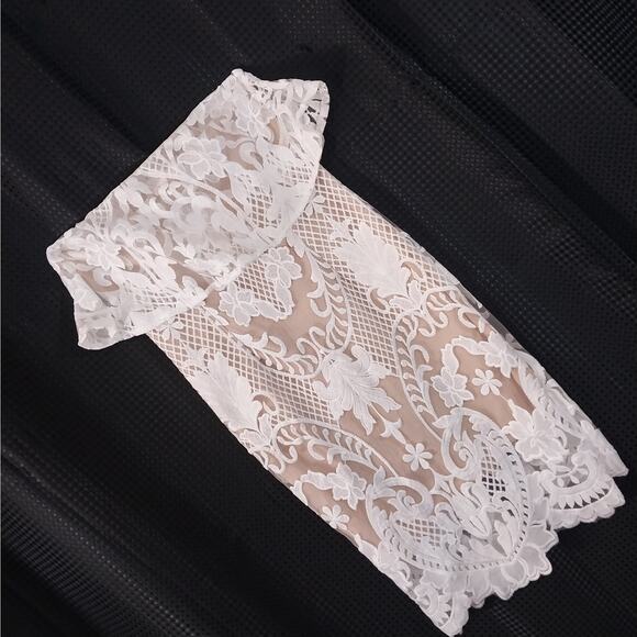 FASHION NOVA! NUDE BEIGE/TAN STRETCH OVERLAID W/WHITE ORNATE LACE DRESS! SZ XS - Picture 11 of 11